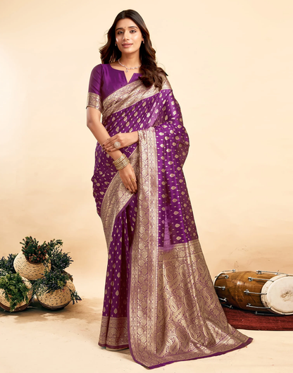 Incredible Dark Green Kanjivaram Silk With Demure Blouse Piece