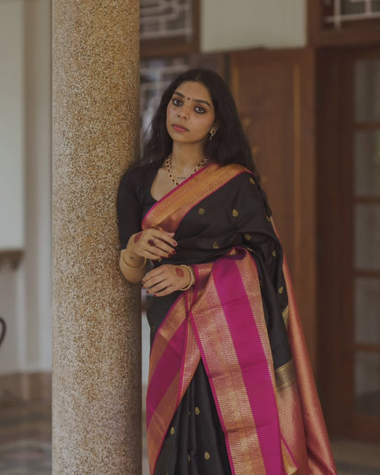 Blooming Red Cotton Silk Saree With Wonderful Blouse Piece