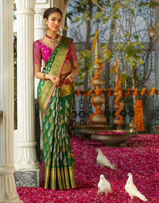 Prettiest Green And Pink Pure Viscose Chiffon Silk Saree With Twirling Blouse Piece