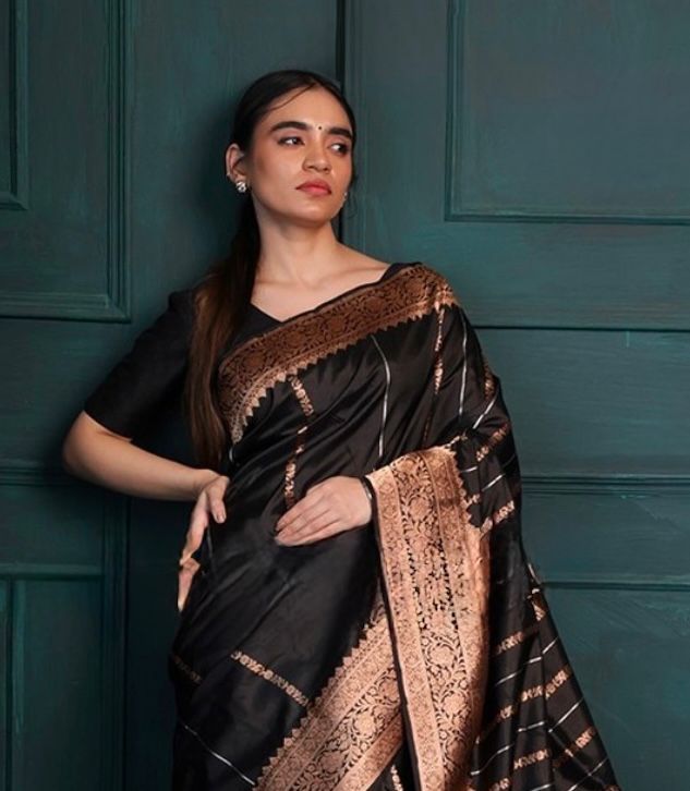 Blooming Black Soft Silk Saree With Impressive Blouse Piece