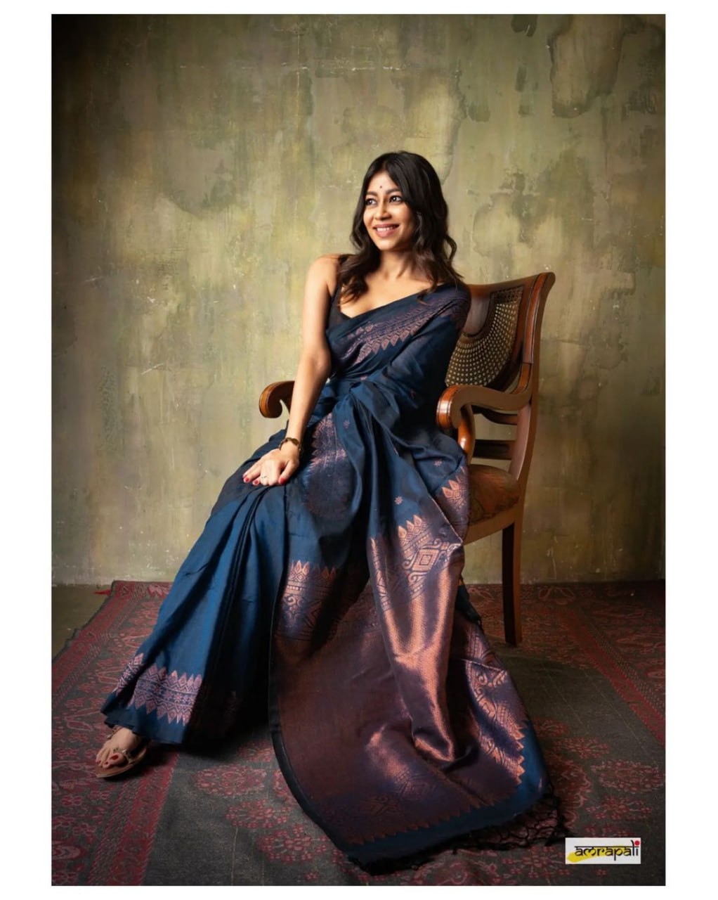 Felicitous Navy Blue Soft Silk Saree With Pretty Blouse Piece