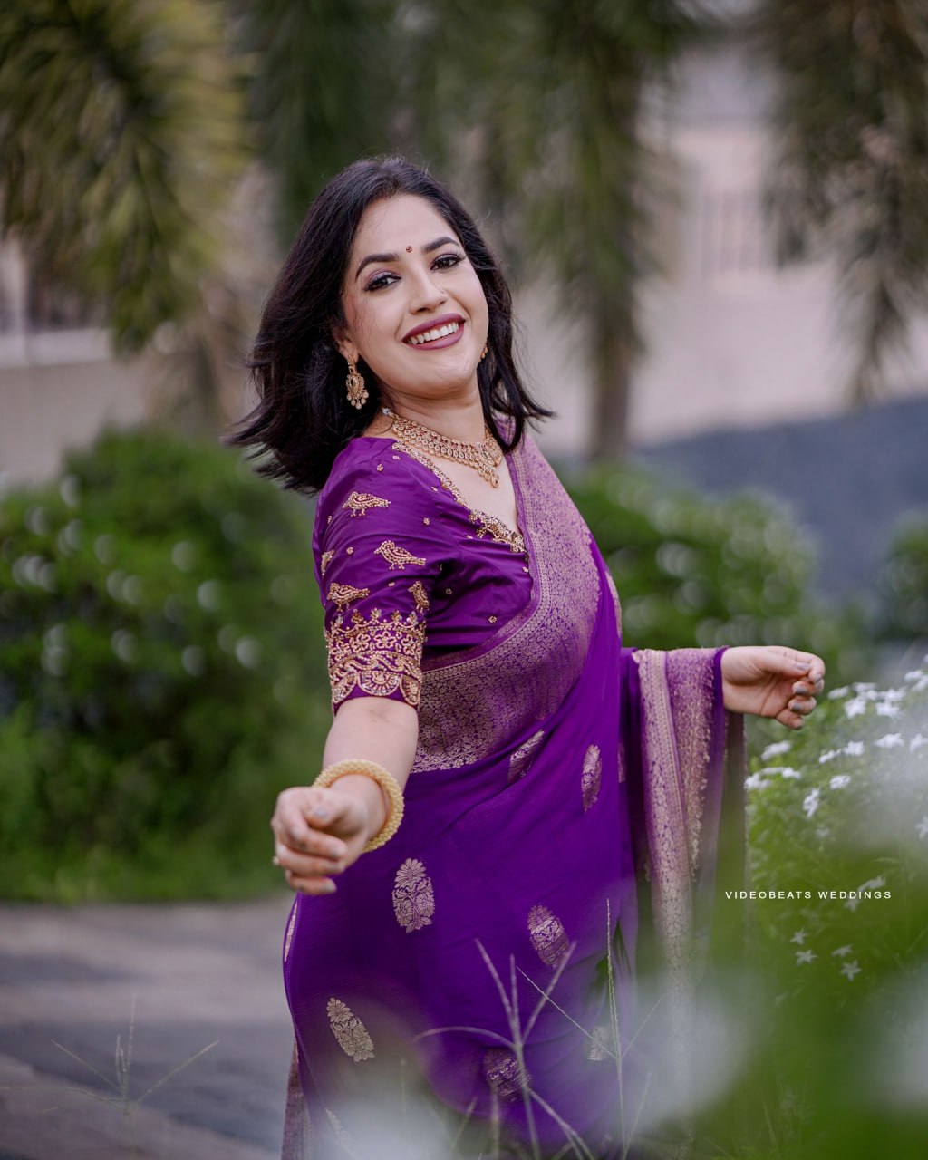Resplendent Purple Soft Banarasi Silk Saree With Felicitous Blouse Piece