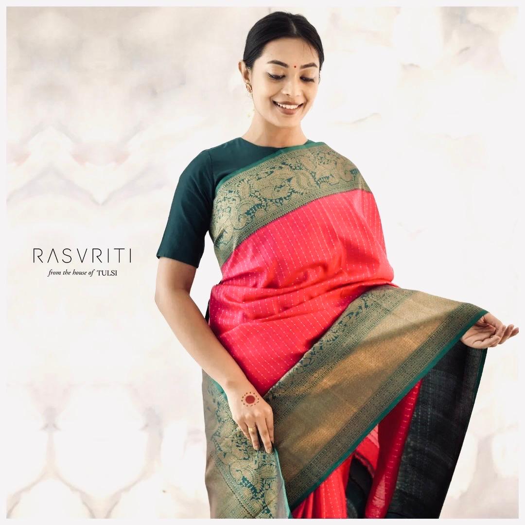 Prettiest Green And Pink Pure Viscose Chiffon Silk Saree With Twirling Blouse Piece