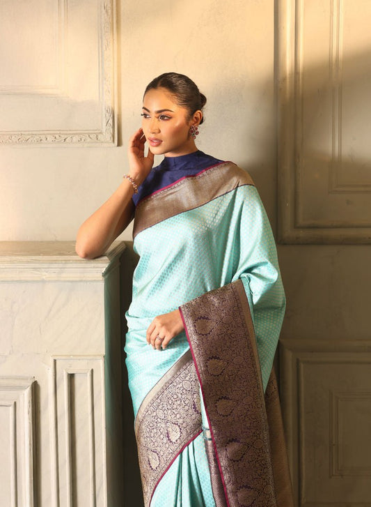 Unique Blue Kanjivaram Silk Saree With Outstanding Blouse Piece