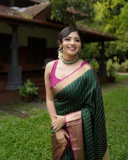 Imbrication Dark Green Soft Silk Saree With Desirable Blouse Piece