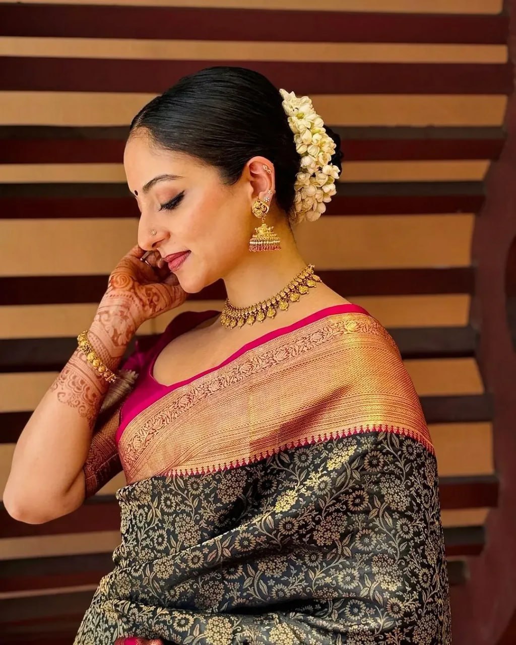 Opulent Green Kanjivaram Silk With Redolent Blouse Piece