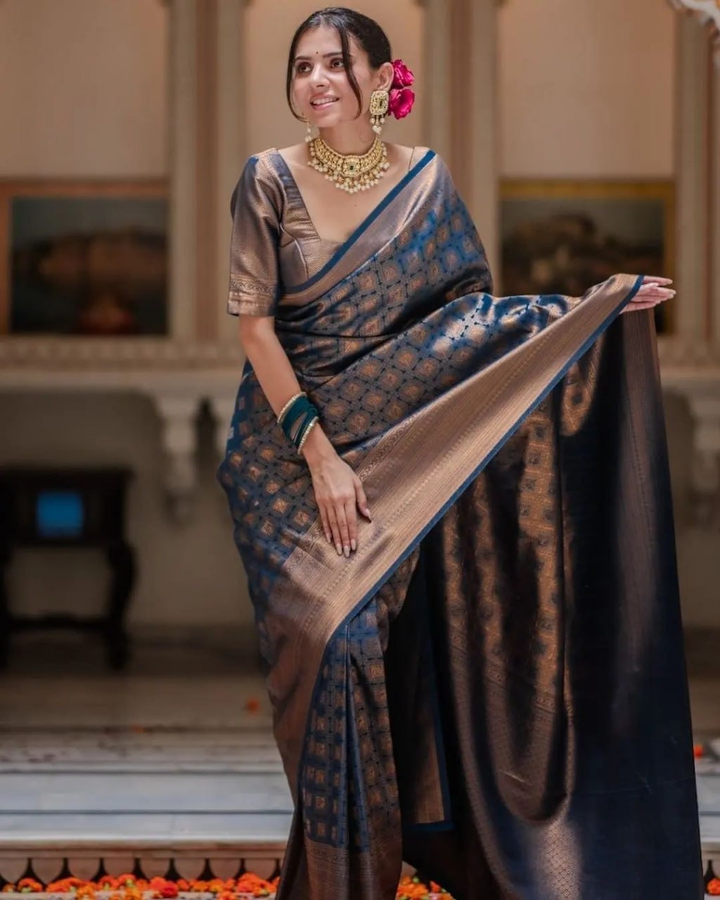 Desuetude Rama Soft Silk Saree With Bewitching Blouse Piece