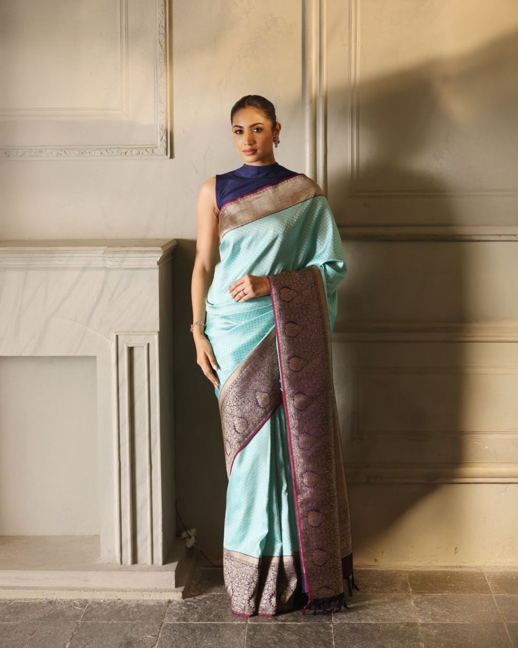 Unique Blue Kanjivaram Silk Saree With Outstanding Blouse Piece