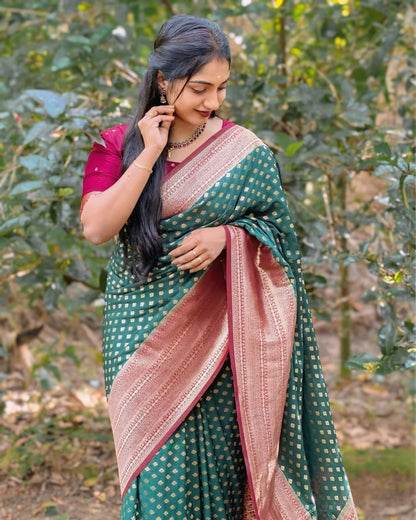 Imbrication Dark Green Soft Silk Saree With Desirable Blouse Piece