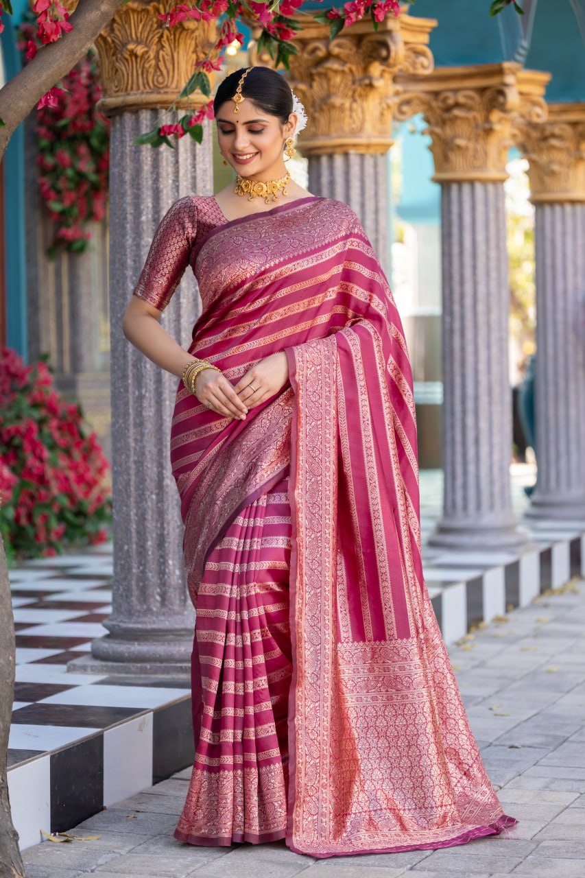 Incomparable Baby Pink Pink Soft Silk Saree With Snazzy Blouse Piece