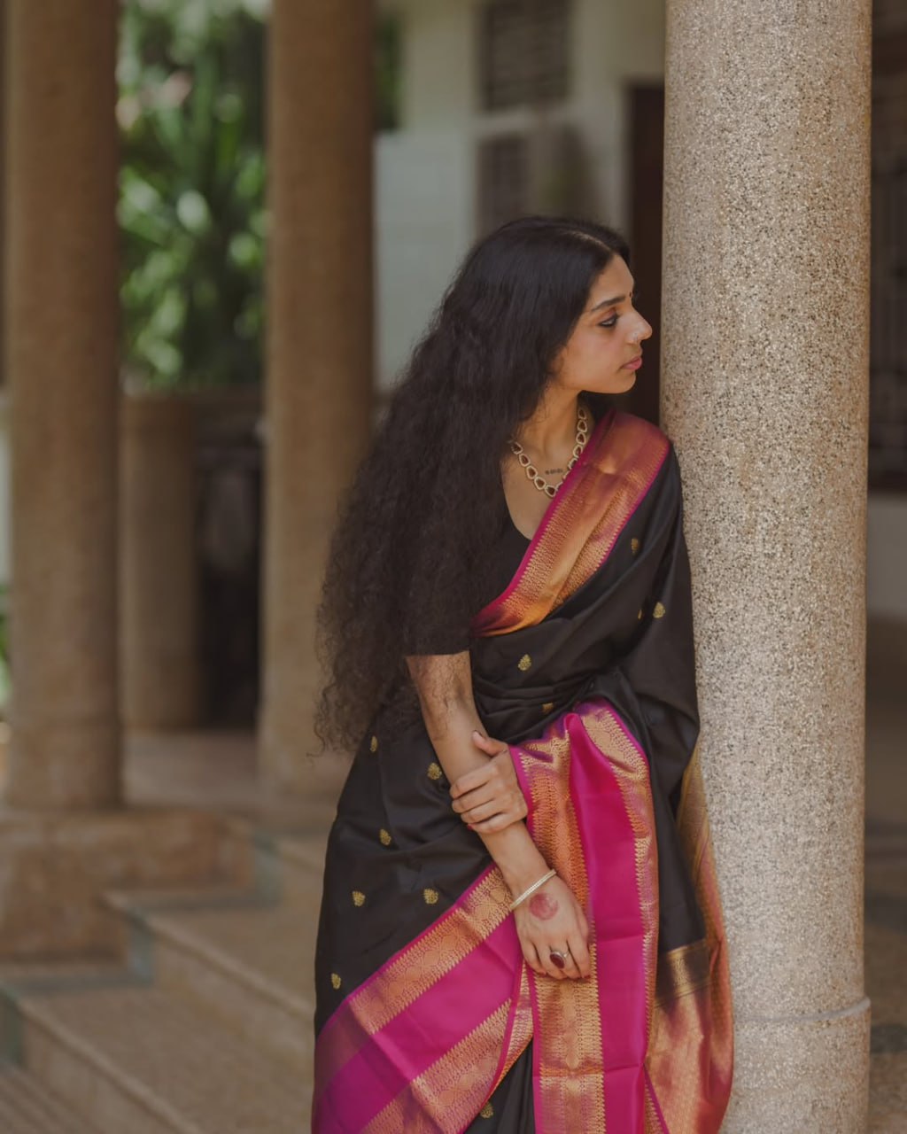 Blooming Red Cotton Silk Saree With Wonderful Blouse Piece