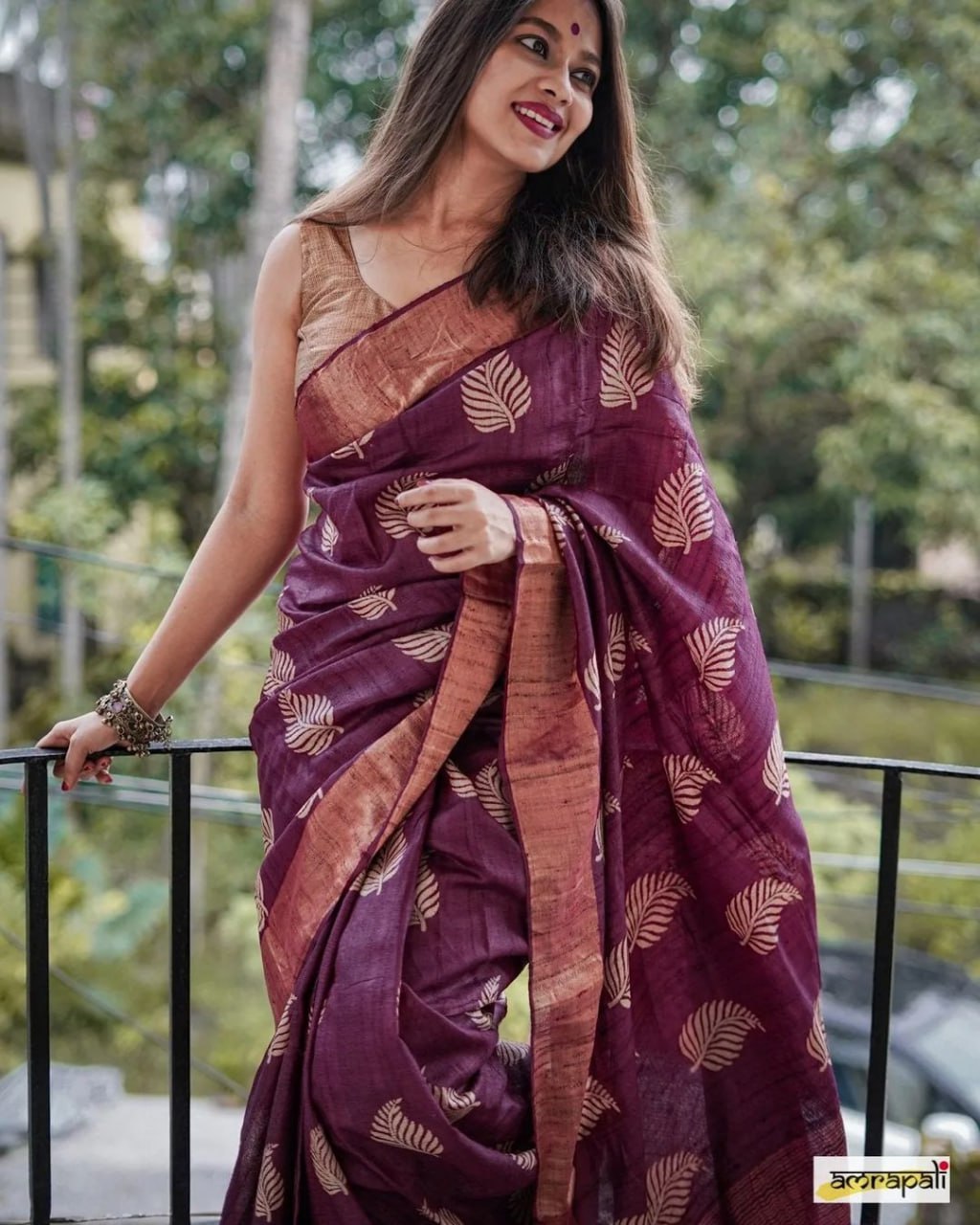 Resplendent Purple Soft Banarasi Silk Saree With Felicitous Blouse Piece