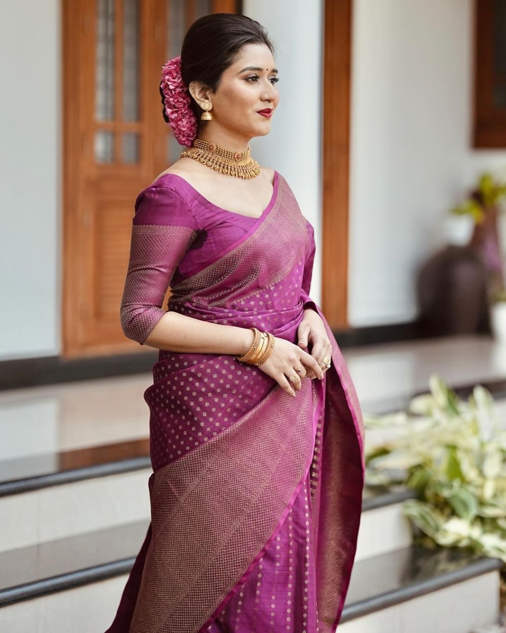 Stylish Pink Soft Silk Saree With Unique Pink Blouse Piece