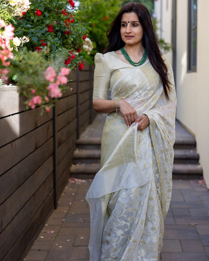 Seraglio White Soft Silk Saree With Serendipity Blouse Piece
