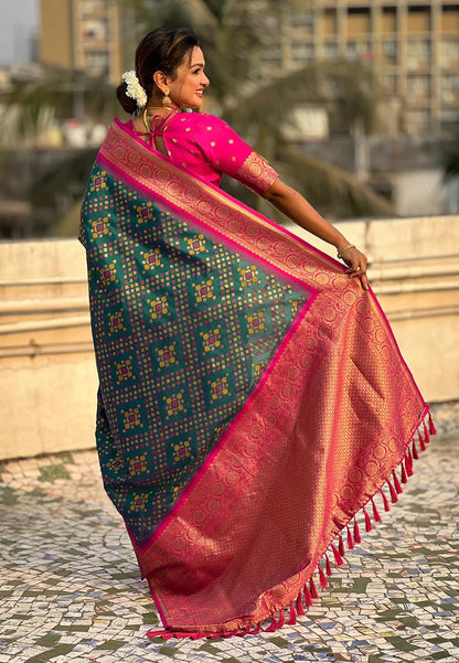 Desultory Dark Green Paithani Silk Saree With Elision Blouse Piece