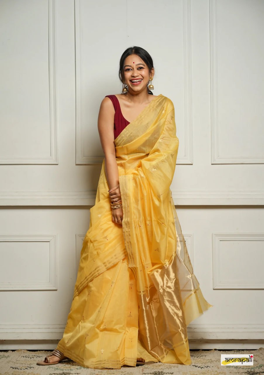 Extraordinary Yellow Soft Silk Saree With Glowing Blouse Piece