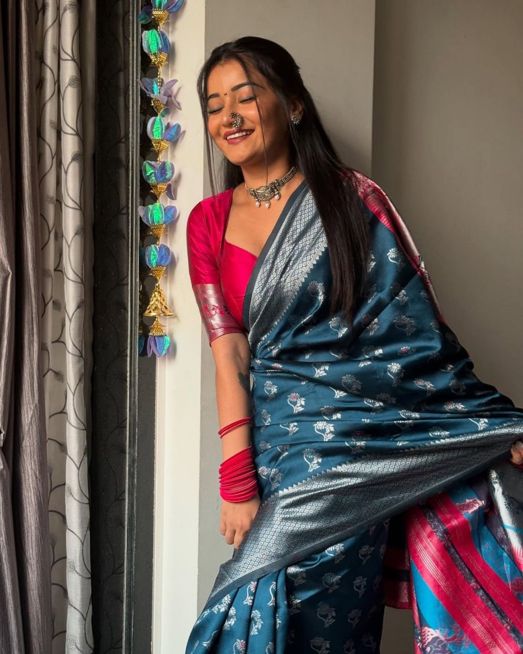 Felicitous Navy Blue Soft Silk Saree With Pretty Blouse Piece