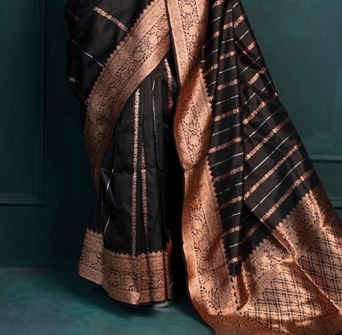 Blooming Black Soft Silk Saree With Impressive Blouse Piece