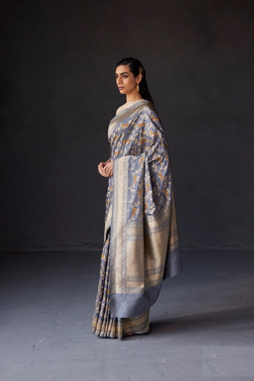 Gratifying Grey Banarasi Silk Saree With Classic Blouse Piece