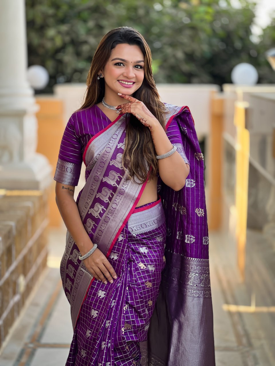 Snappy Purple Pure Kanjivaram Silk Saree with Artistic Blouse Piece