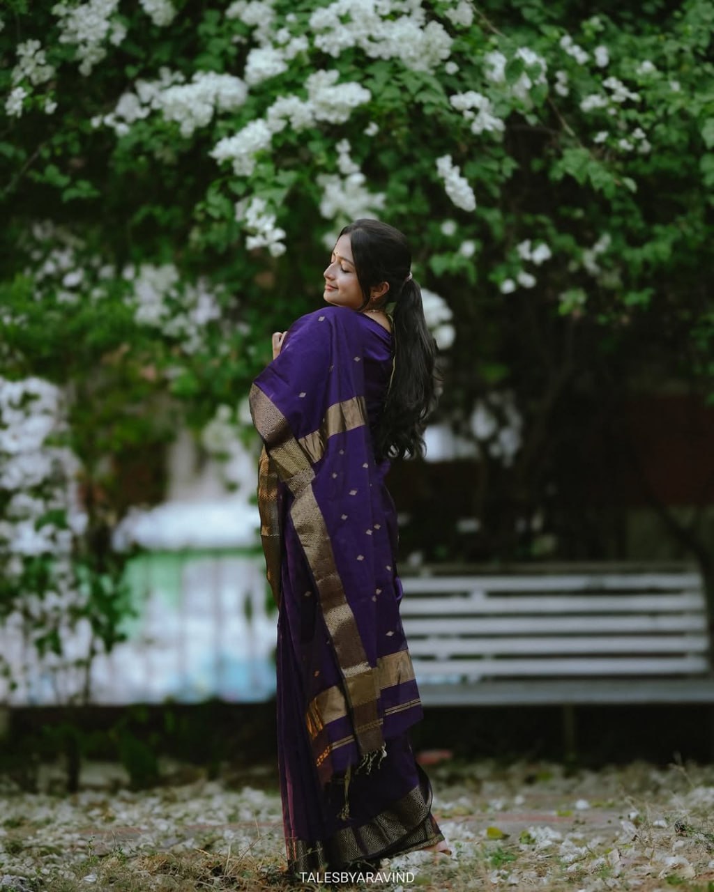 Felicitous Navy Blue Soft Silk Saree With Pretty Blouse Piece