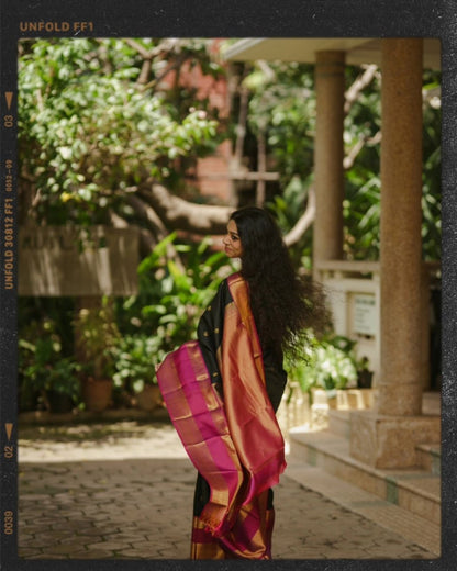 Blooming Red Cotton Silk Saree With Wonderful Blouse Piece