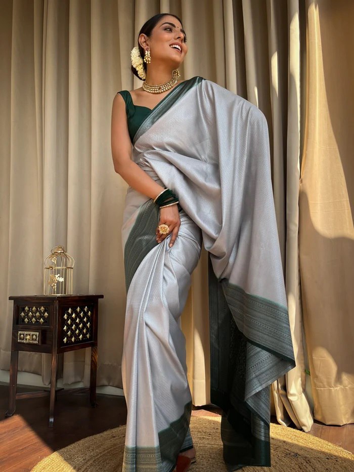 Gratifying Grey Banarasi Silk Saree With Classic Blouse Piece