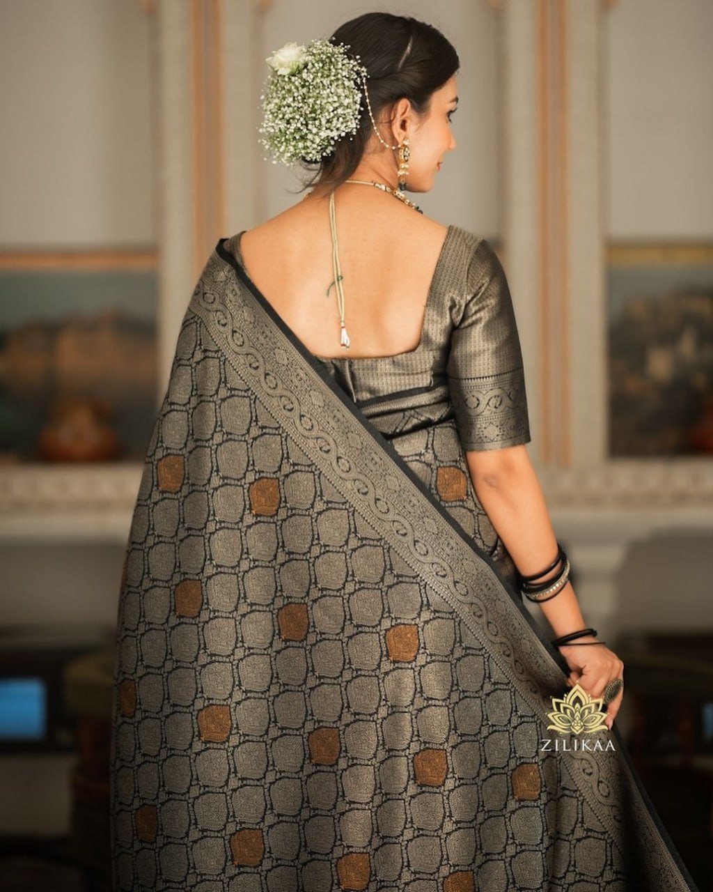 Blooming Black Soft Silk Saree With Impressive Blouse Piece